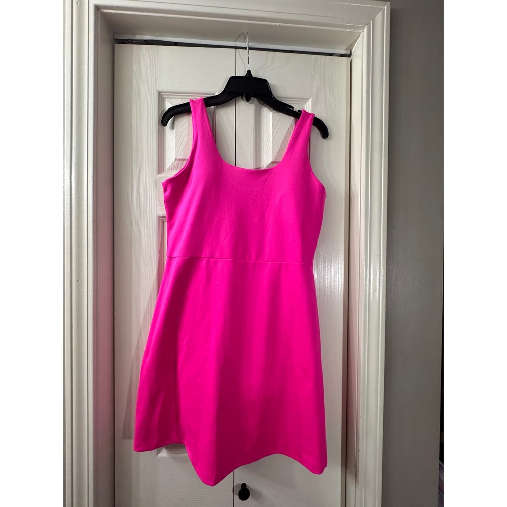 GapFit Womens Neon Pink Active Dress Built In Shorts Size Medium Tennis Golf